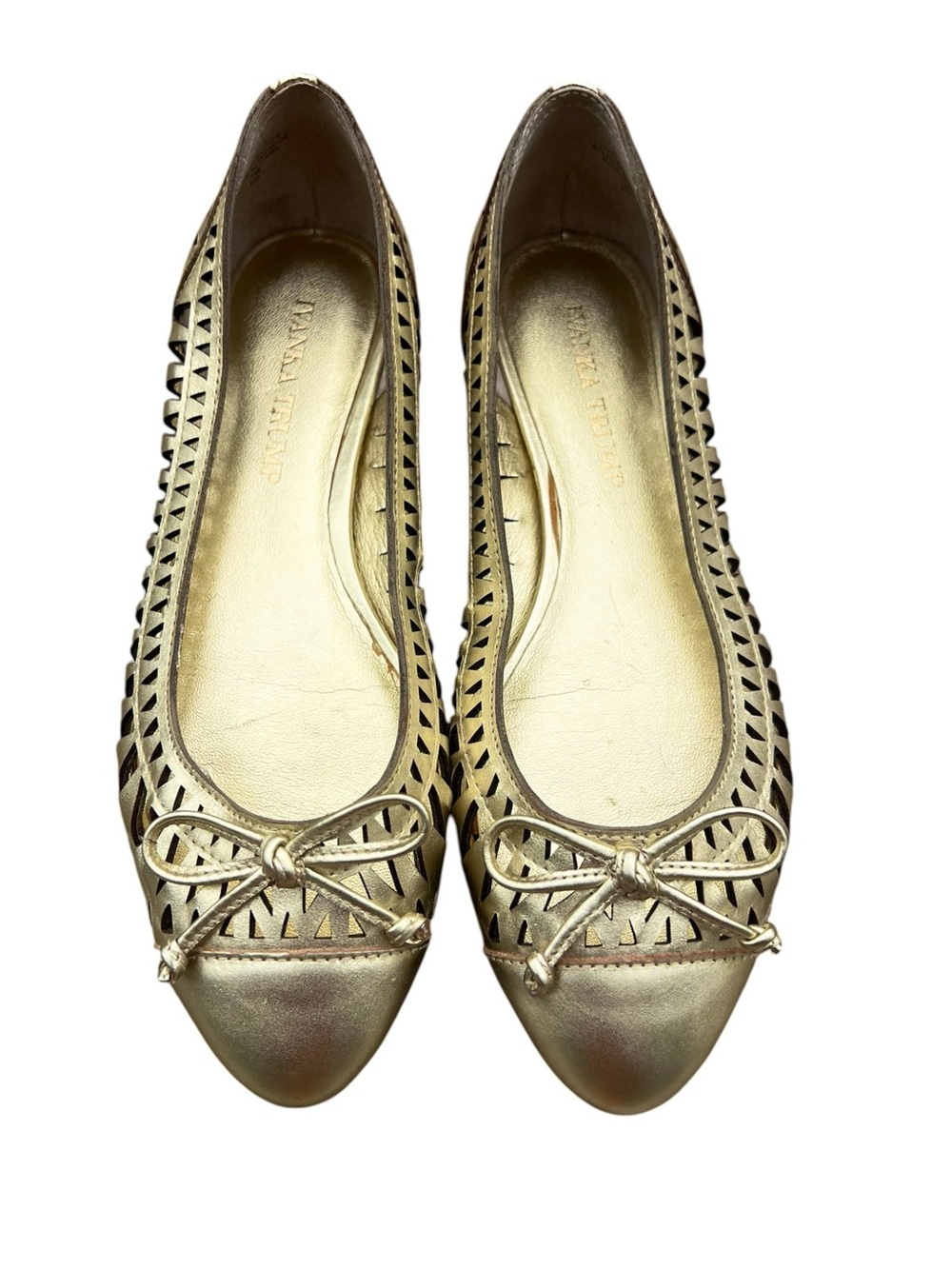 Ivanka Trump Leather Metallic Gold Laser-Cut Ballet Flats 7 EUC